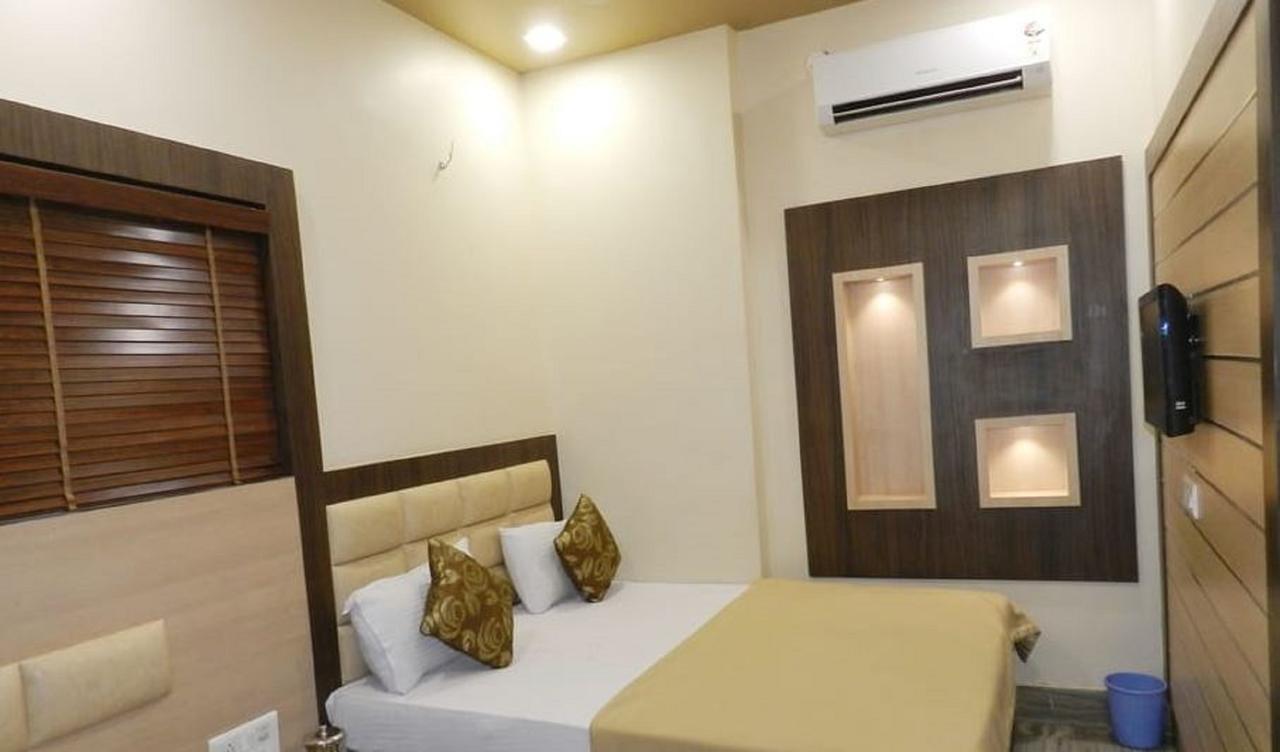 Hotel Lovely อัจเมอร์ ภายนอก รูปภาพ
